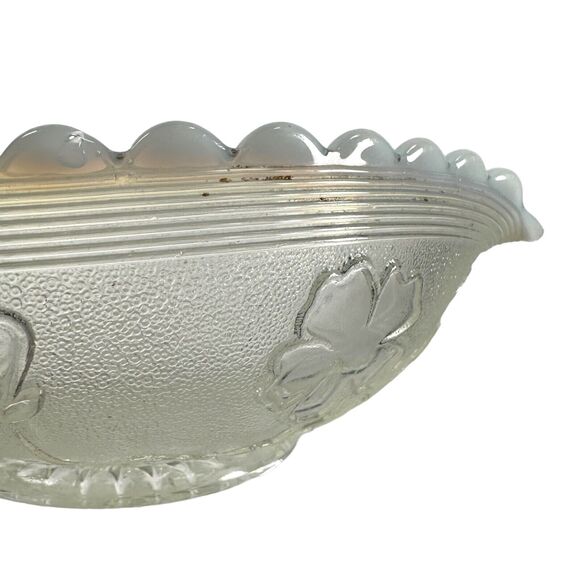 Vintage Northwood Glass Blooms & Blossoms Heart Shaped Gravy Boat White Clear - Picture 8 of 10